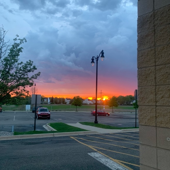 Meet your Posher, Meghan - Picture 14 of 16